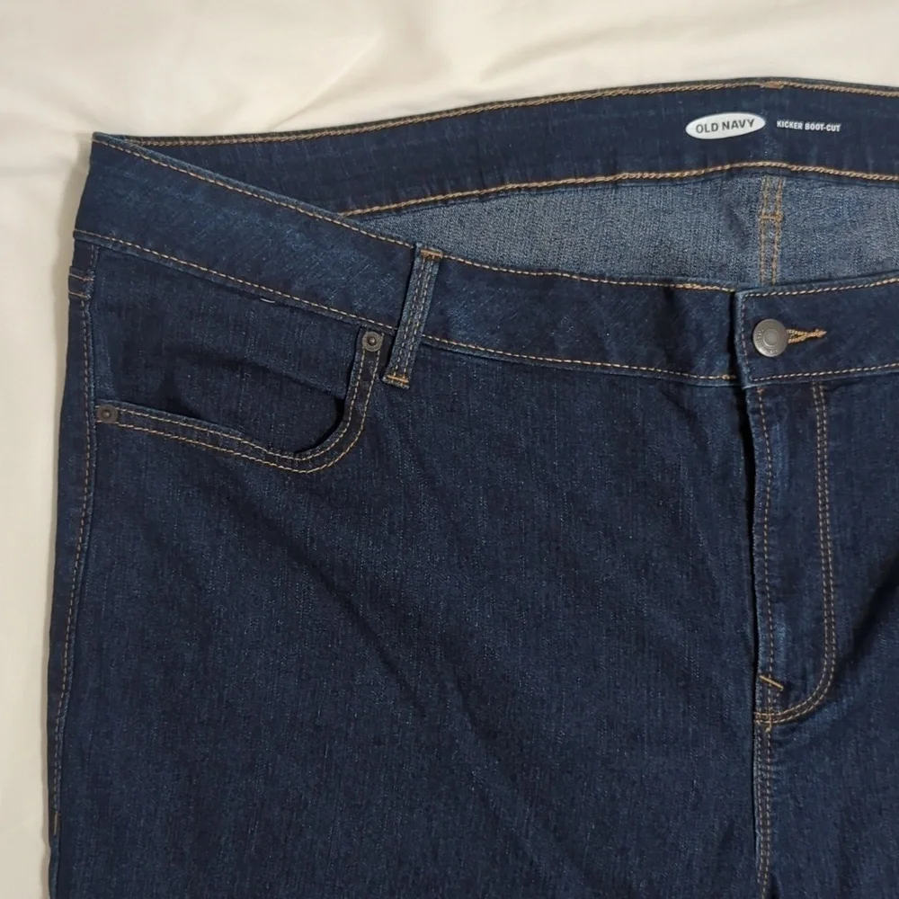 Old Navy High-Waisted Kicker Boot-Cut Jeans, Color Blue Size 26S